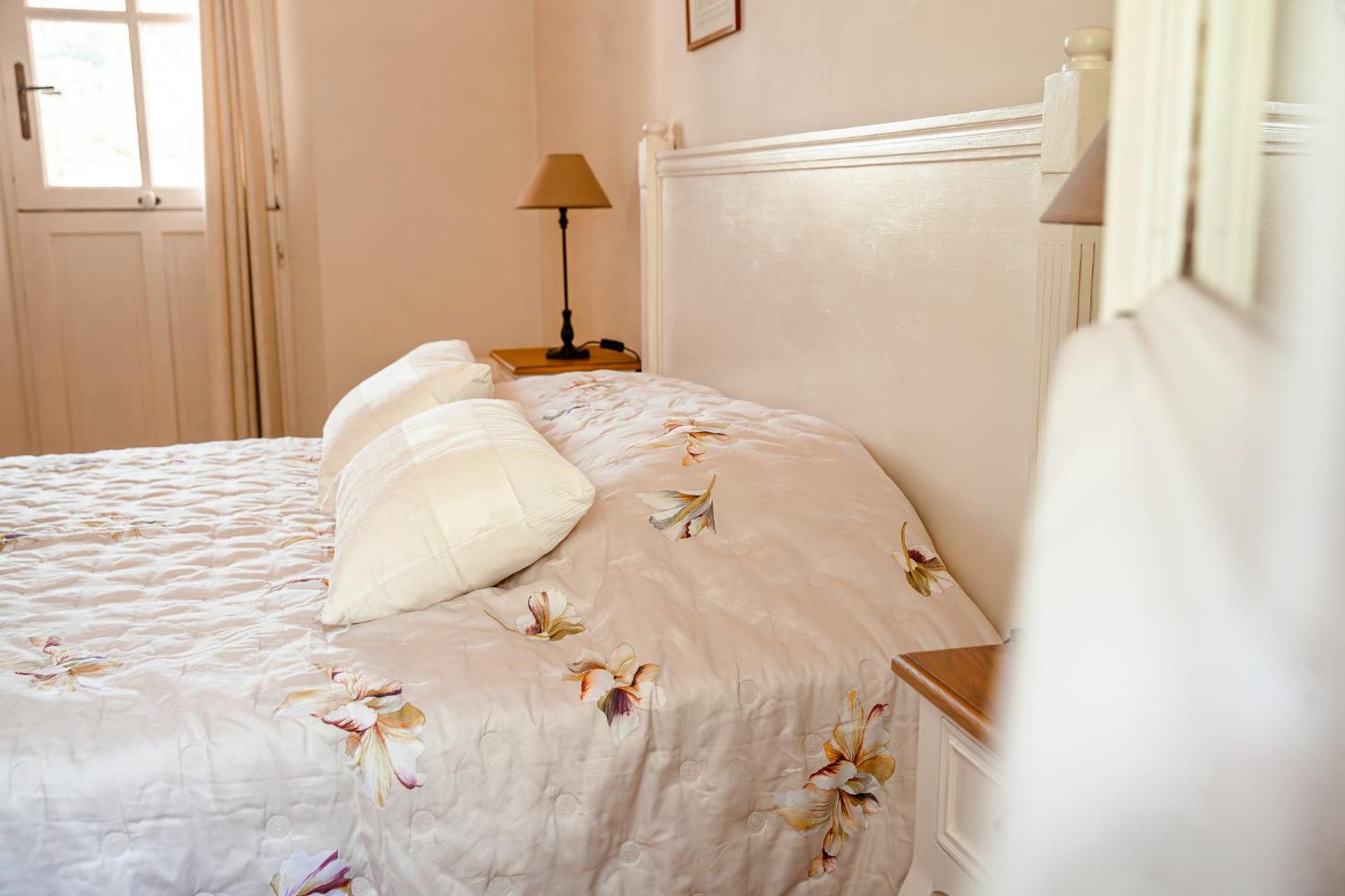 Mas De Lure Hotel Salon-de-Provence Eksteriør billede